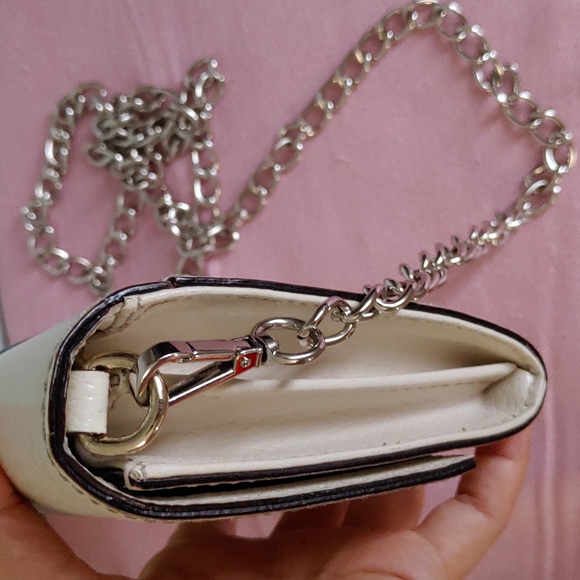 🎉Host Pick🎉Kate Spade Leather Mini Crossbody / Wallet - Picture 6 of 7